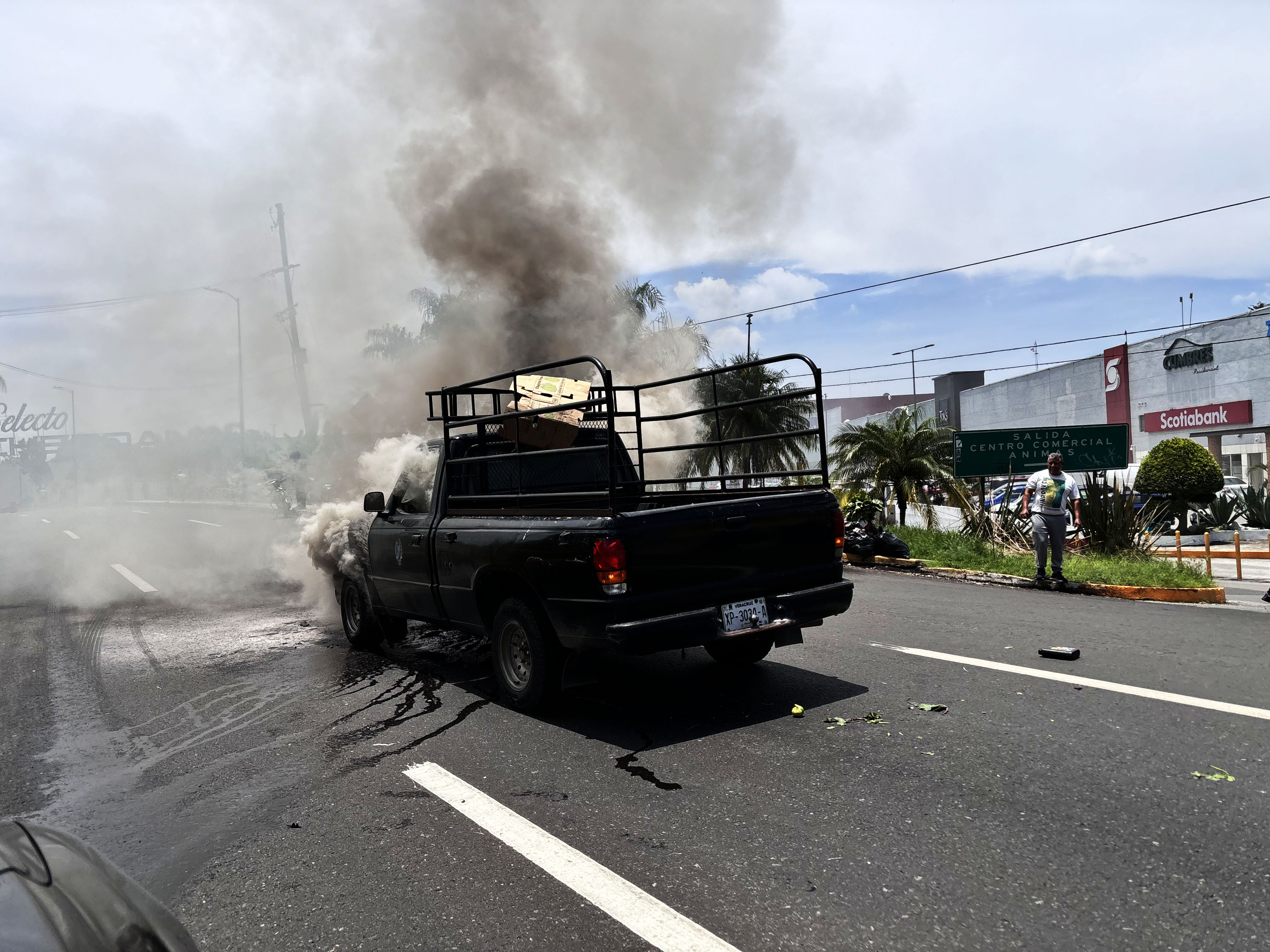 Incendio de camioneta