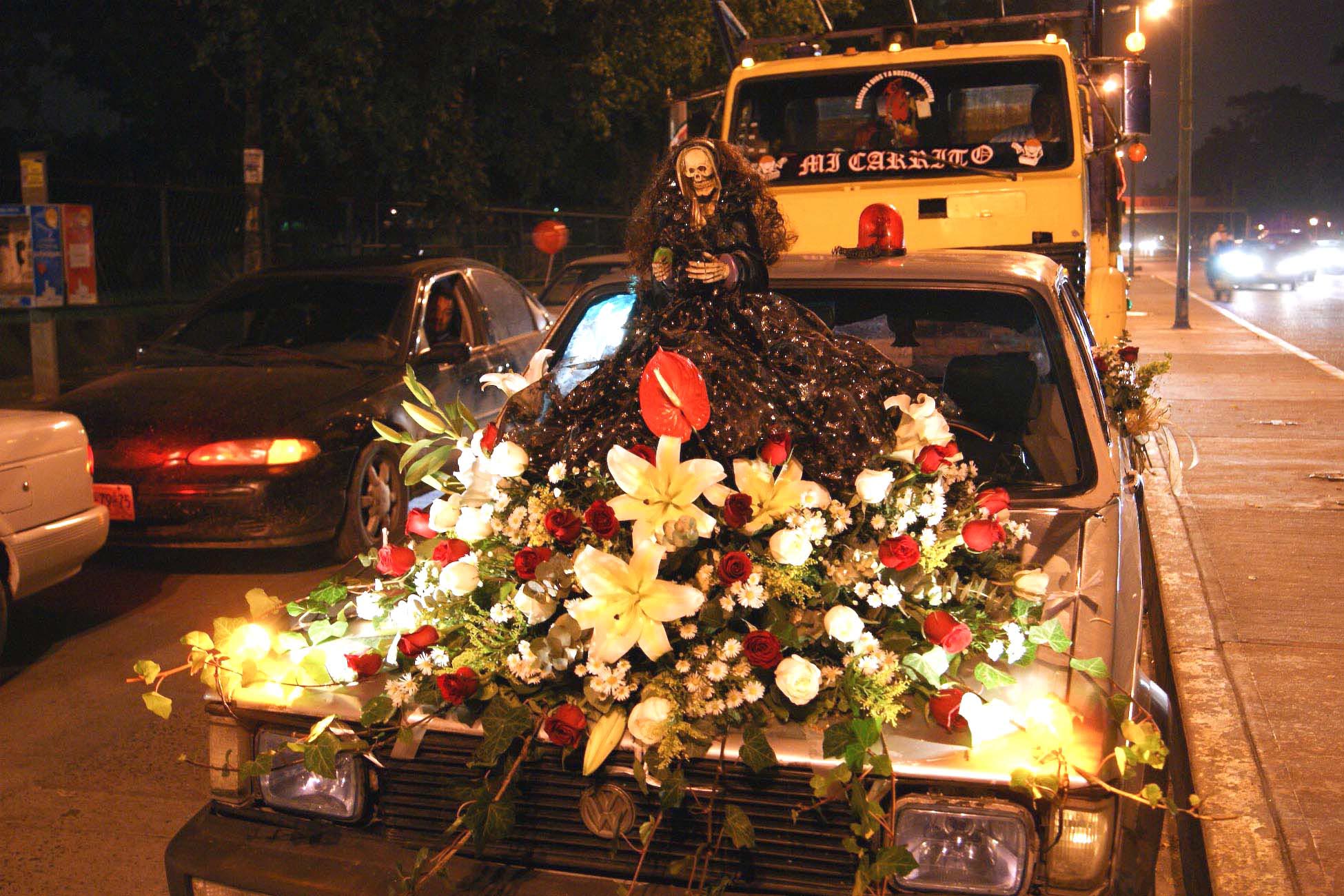 Los devotos de la Santa Muerte