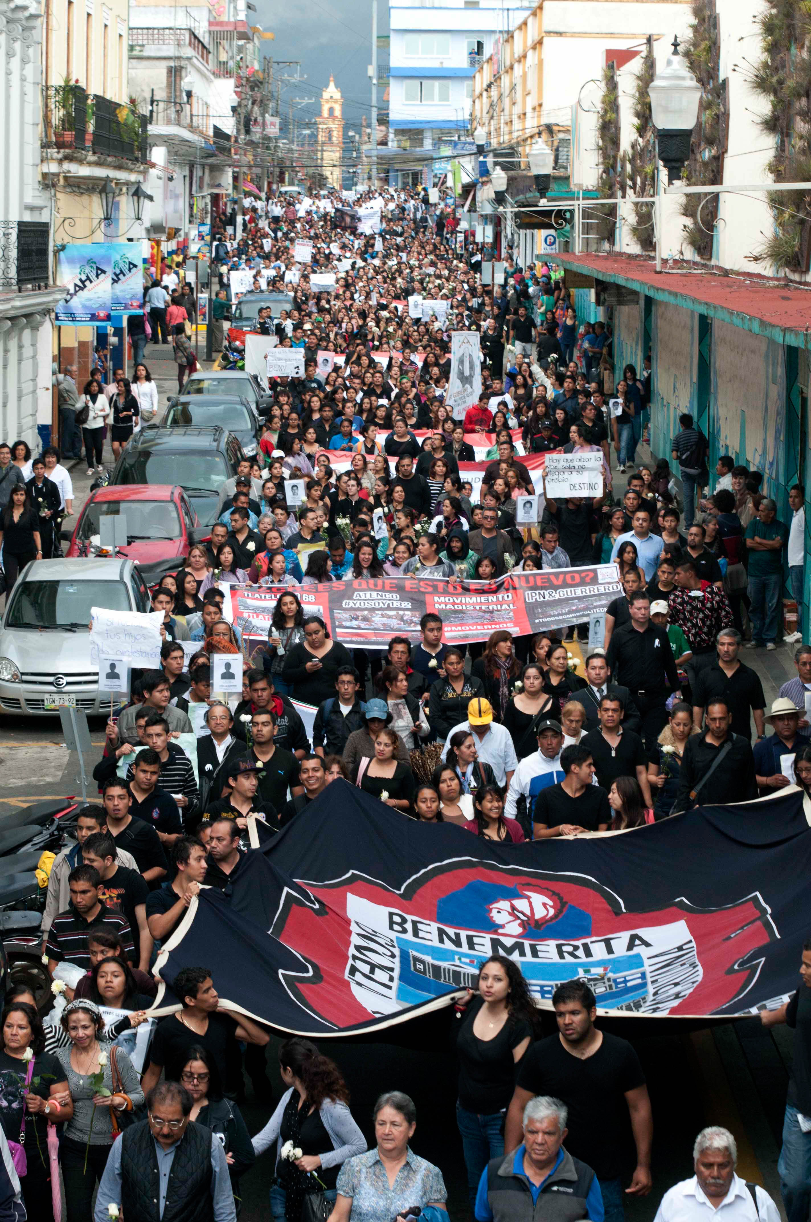 En memoria de los estudiantes normalistas de Ayotzinapa