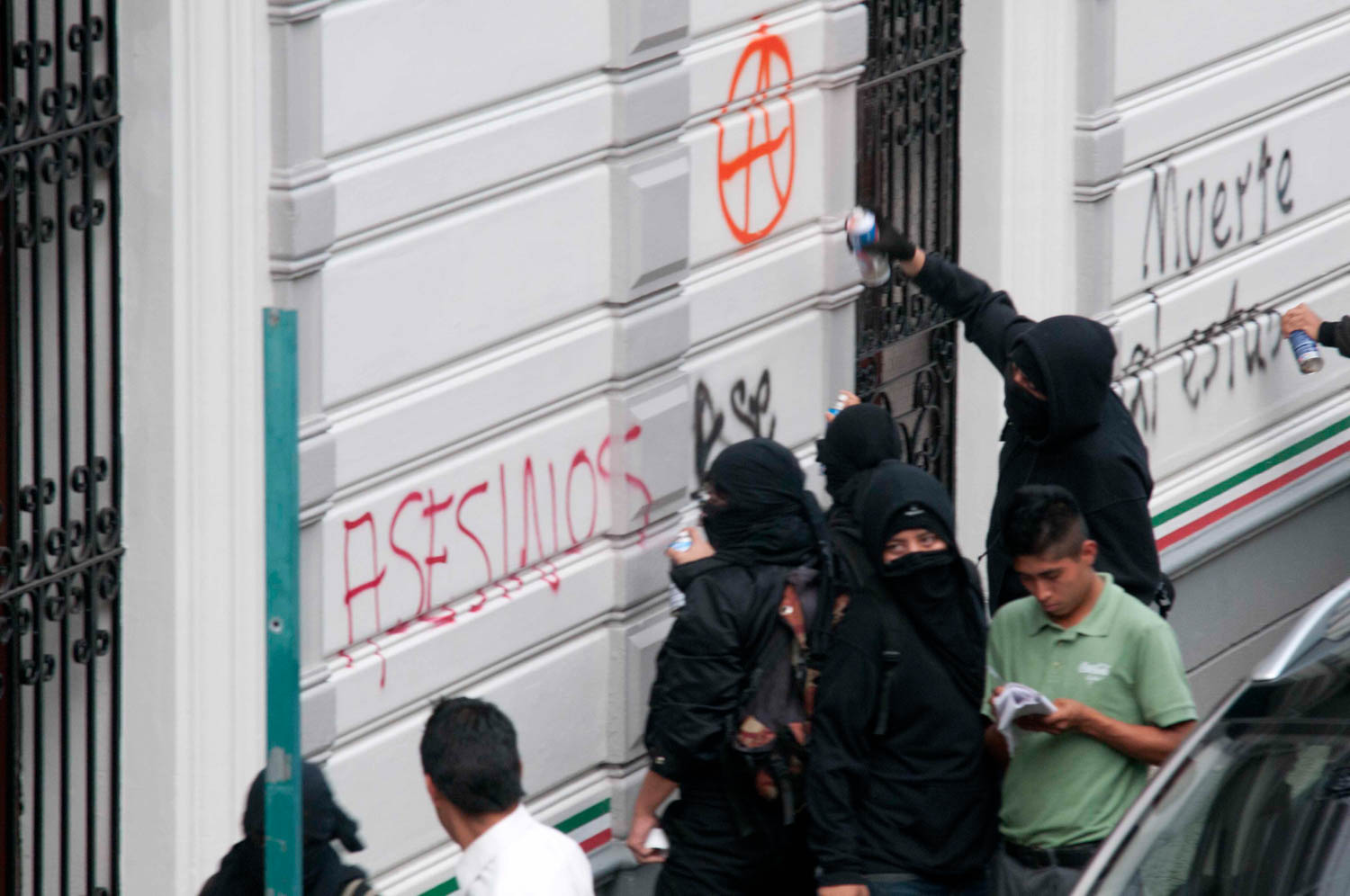 En memoria de los estudiantes normalistas de Ayotzinapa