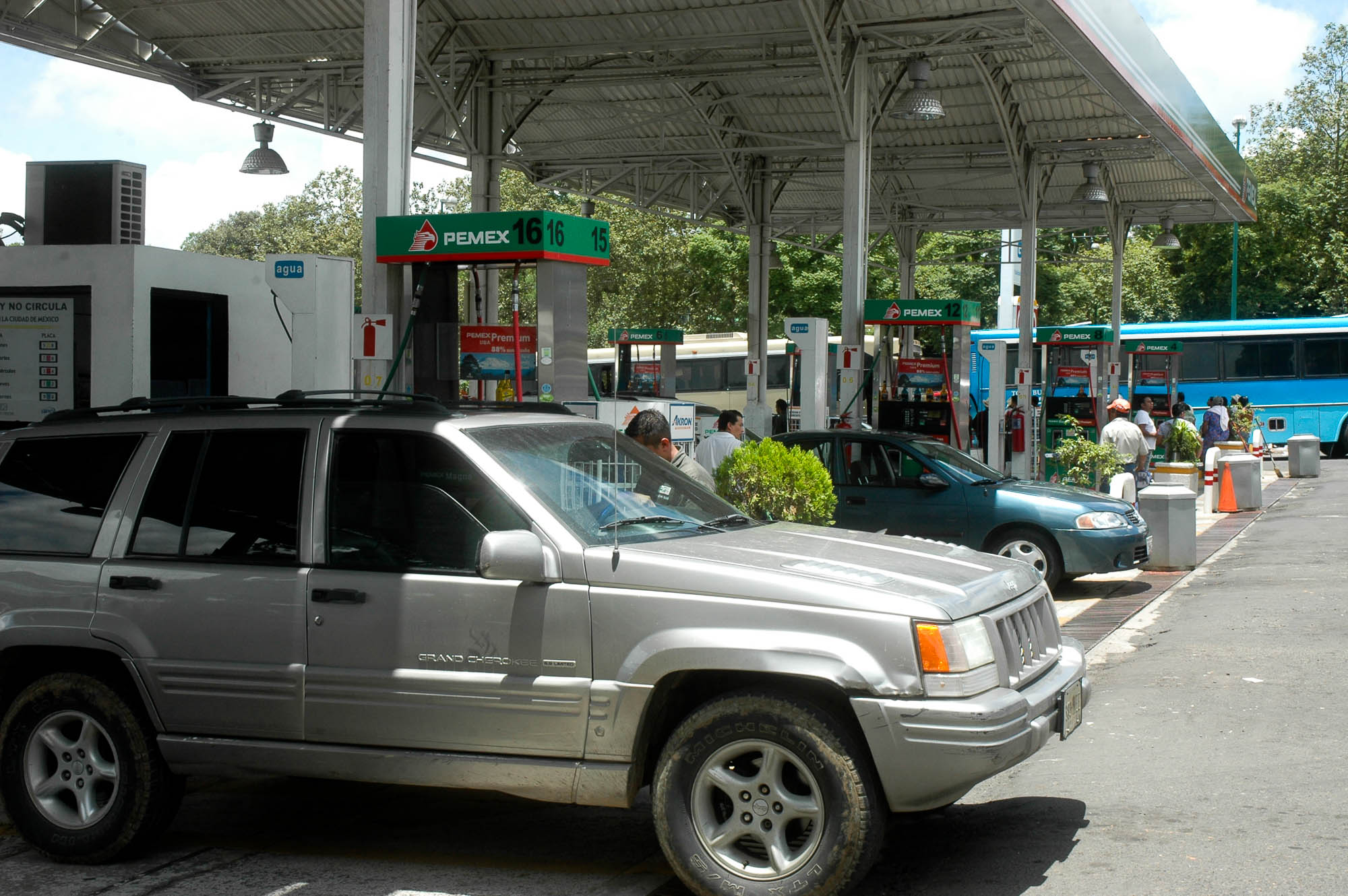 Gasolinera en Xalapa