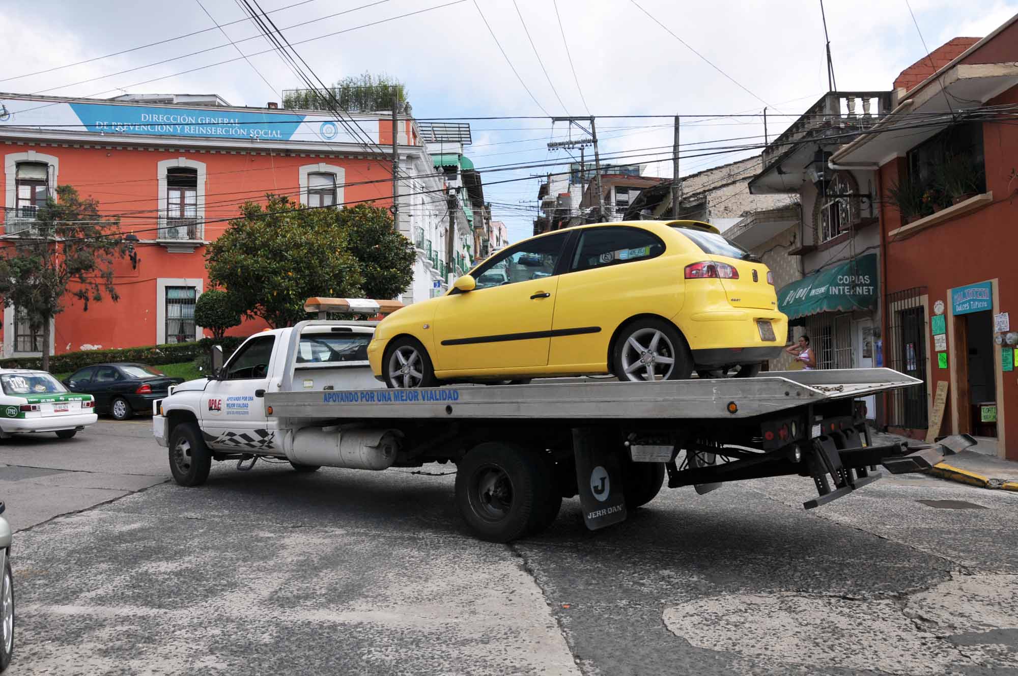 Operativos de grúas en Xalapa