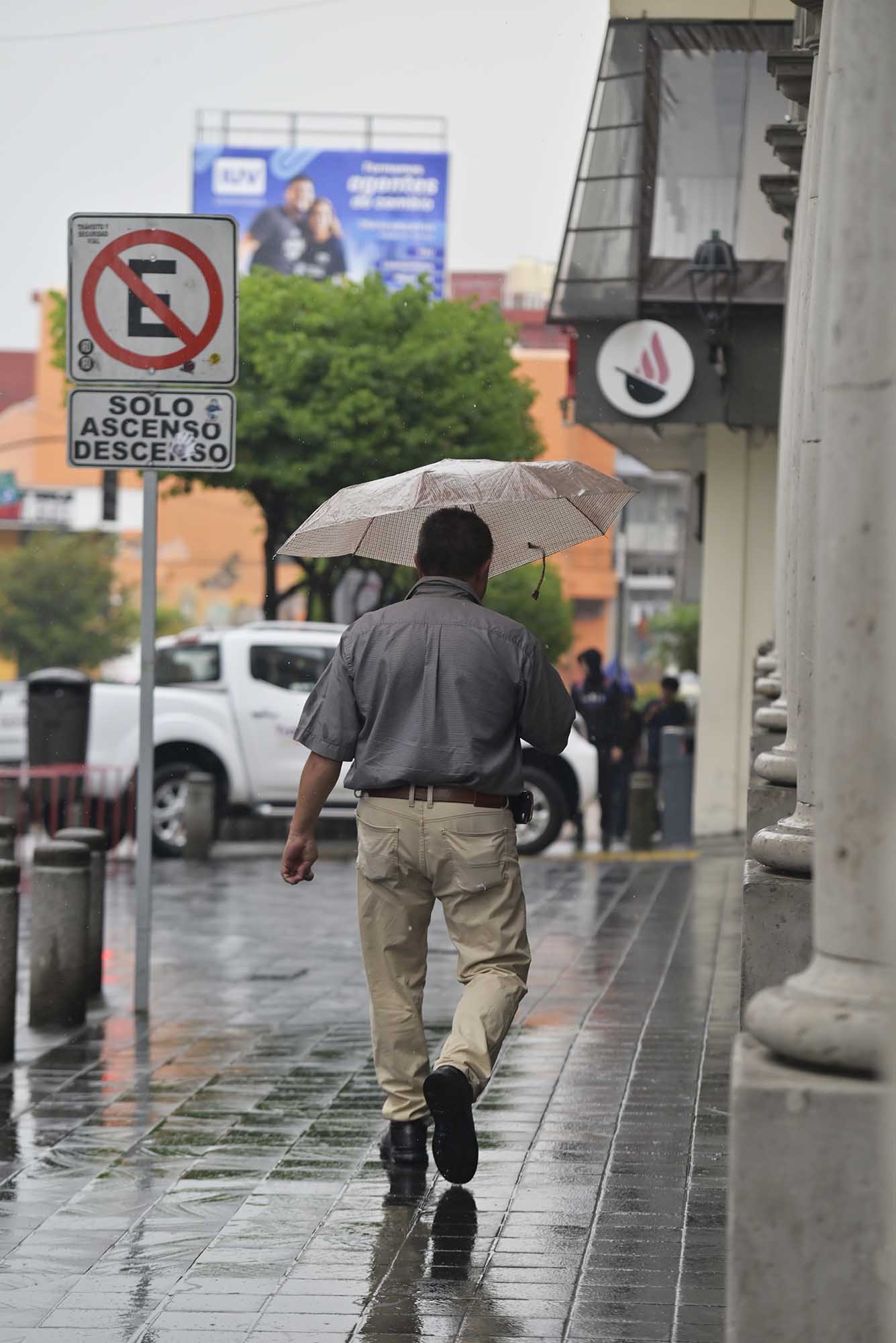 Lluvias, aguacero en Xalapa