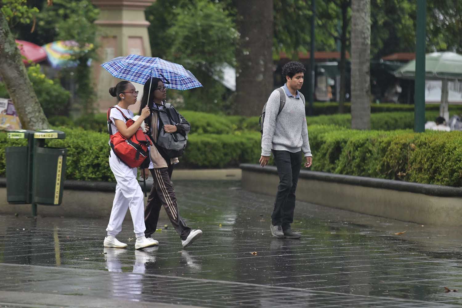 Lluvias, aguacero en Xalapa