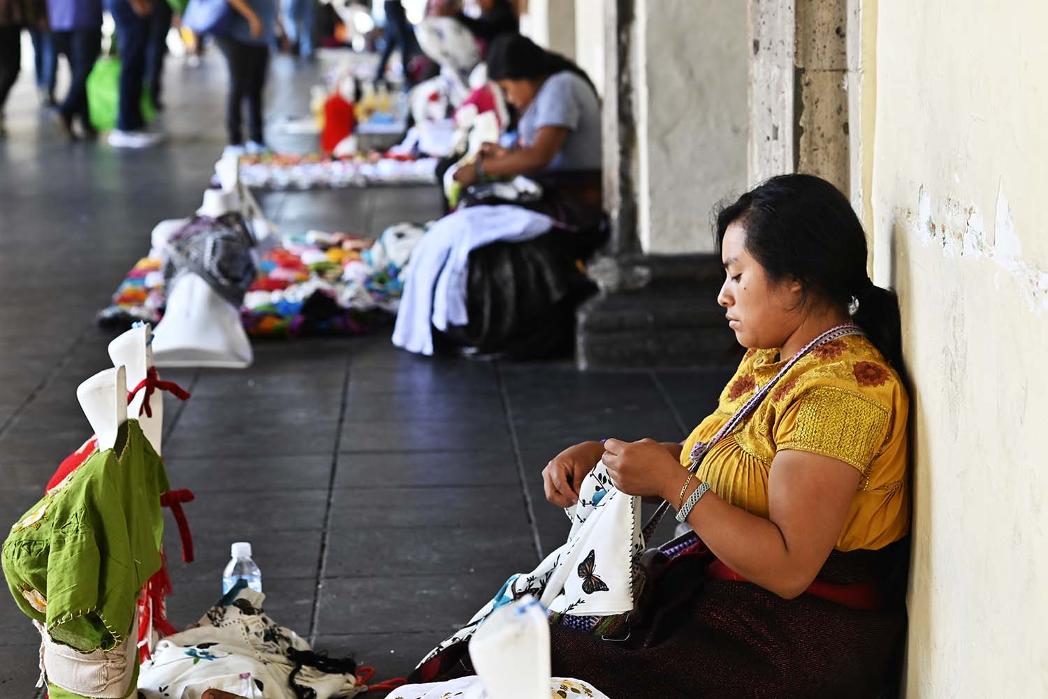 Mujeres Indigenas artesanas