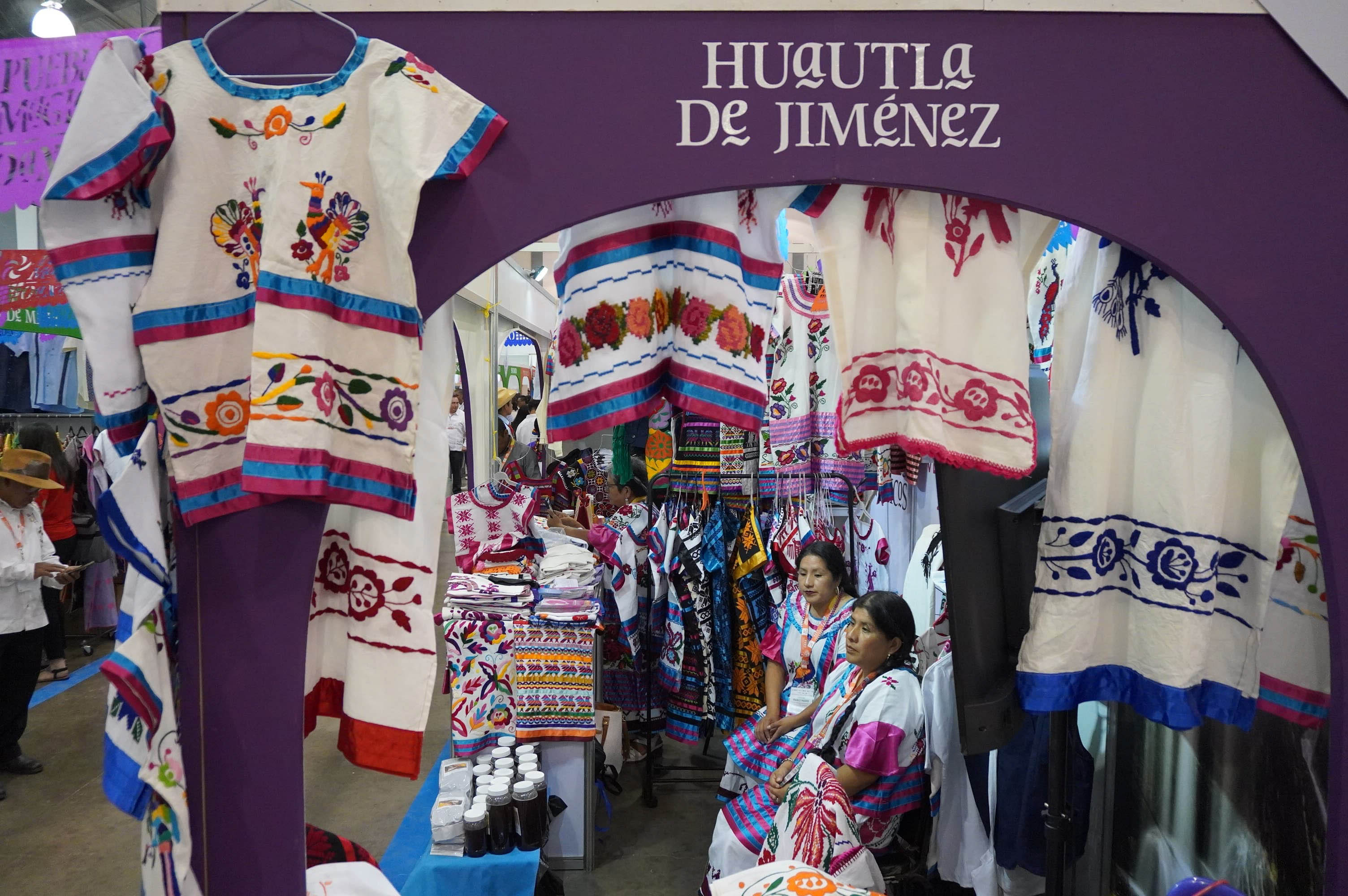 Tianguis Nacional de Pueblos Mágicos