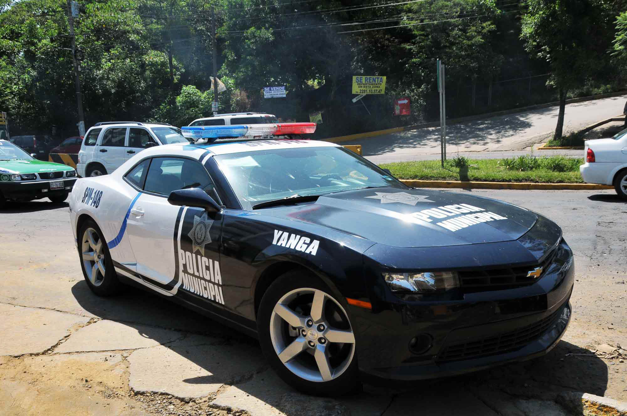 Patrullas del municipio de Yanga modelo Camaro