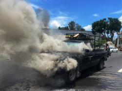 Incendio de camioneta