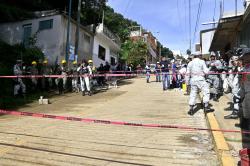 3 personas fallecidas por derrumbe ocurrido anoche en colonia de Xalapa