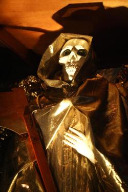 Los devotos de la Santa Muerte