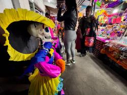 Mercado de la ciudad, listos para celebrar el Día de Muertos