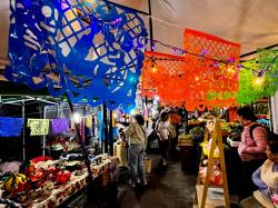 Mercado de la ciudad, listos para celebrar el Día de Muertos