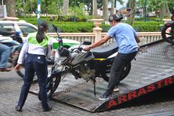 Operativo Motocicletas mal estacionada