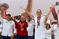 Claudia Sheinbaum Pardo y Norma Rocío Nahle García